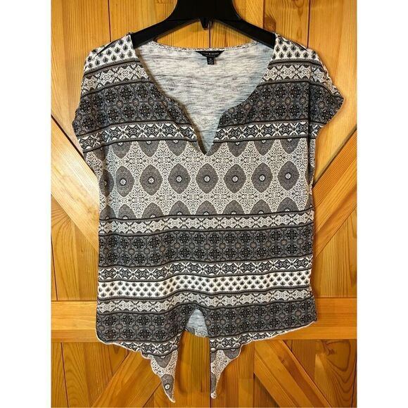 Lucky Brand Women’s Tie Waist Short Sleeve Boho Blouse Size Medium (0492) - Picture 2 of 6